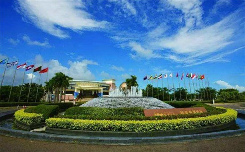 满溢王姐麻辣烫加盟开店赚钱吗