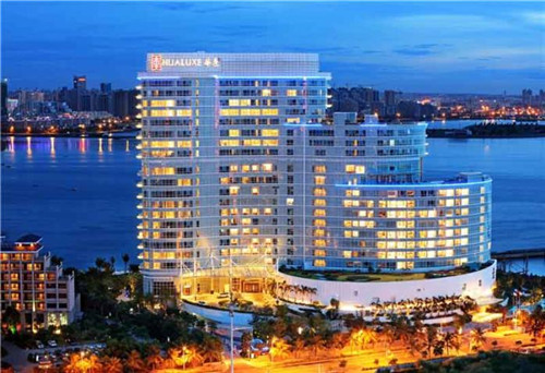 保定动车站有什么景点（保定动车站有什么景点吗）