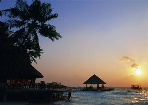 三折肱，为良医相似的成语（三折肱而成良医其中的三并非是实际数目）