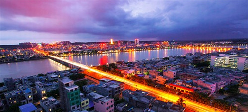 [粉红菠萝]去雅里木海滩修学旅行（去雅里木海滩旅行3）